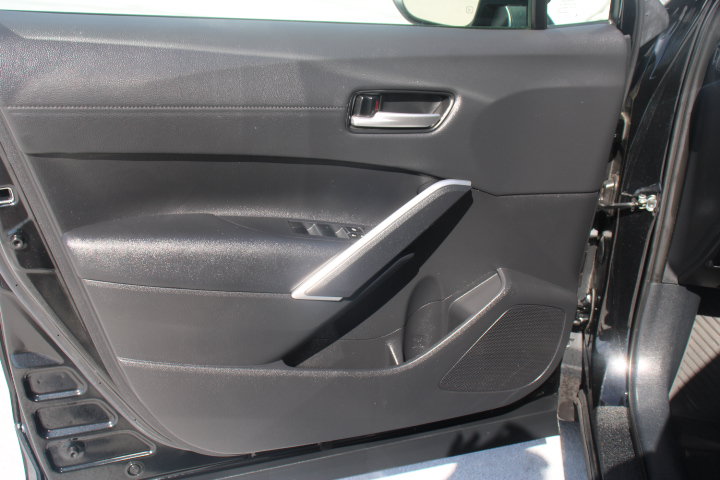 Certified 2023 Toyota Corolla Cross XLE w/ Convenience Package FWD image 10