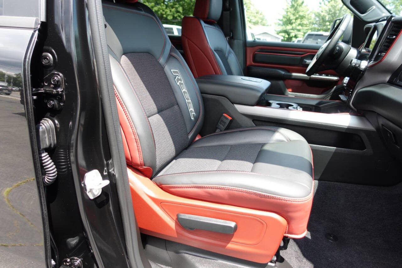 Used 2025 RAM 1500 Rebel image 34