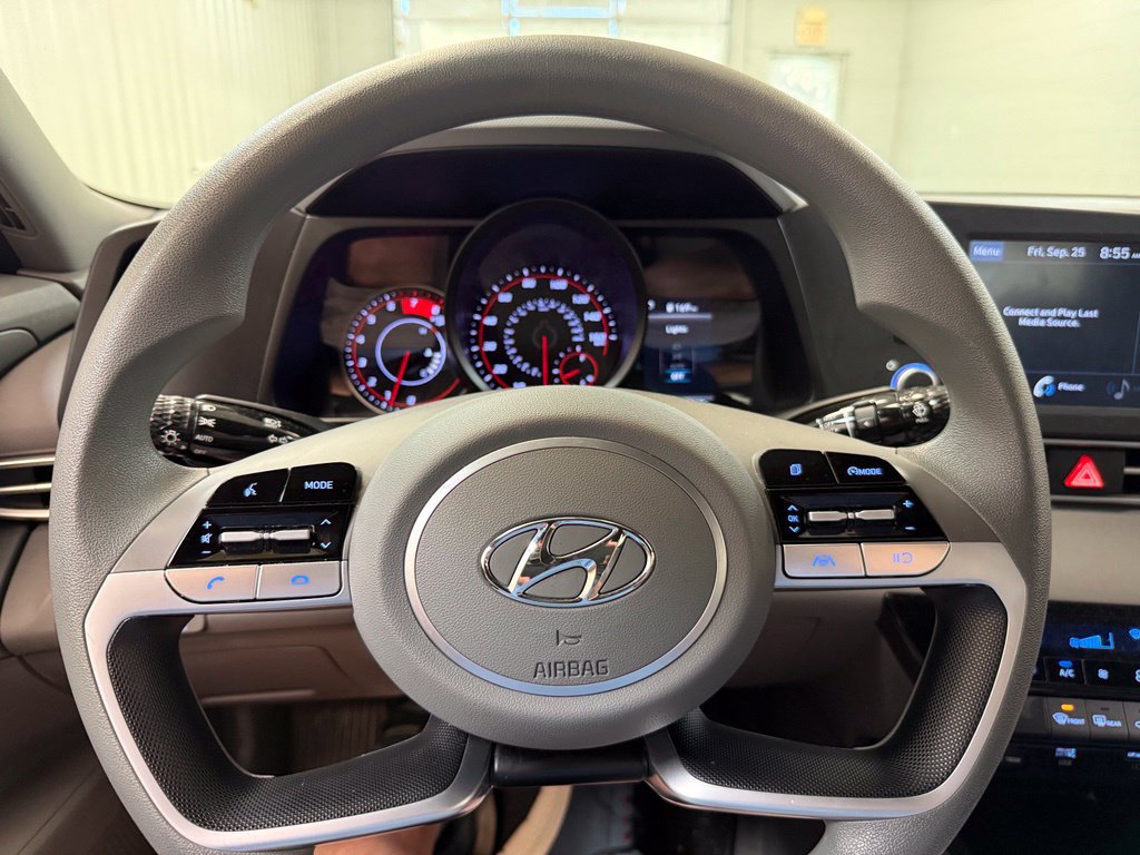 Used 2021 Hyundai Elantra SEL FWD image 8