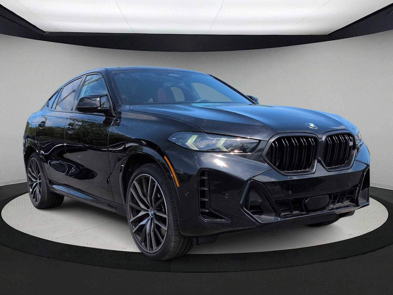 Used 2025 BMW X6 M60i w/ Executive Package AWD/4WD image 2