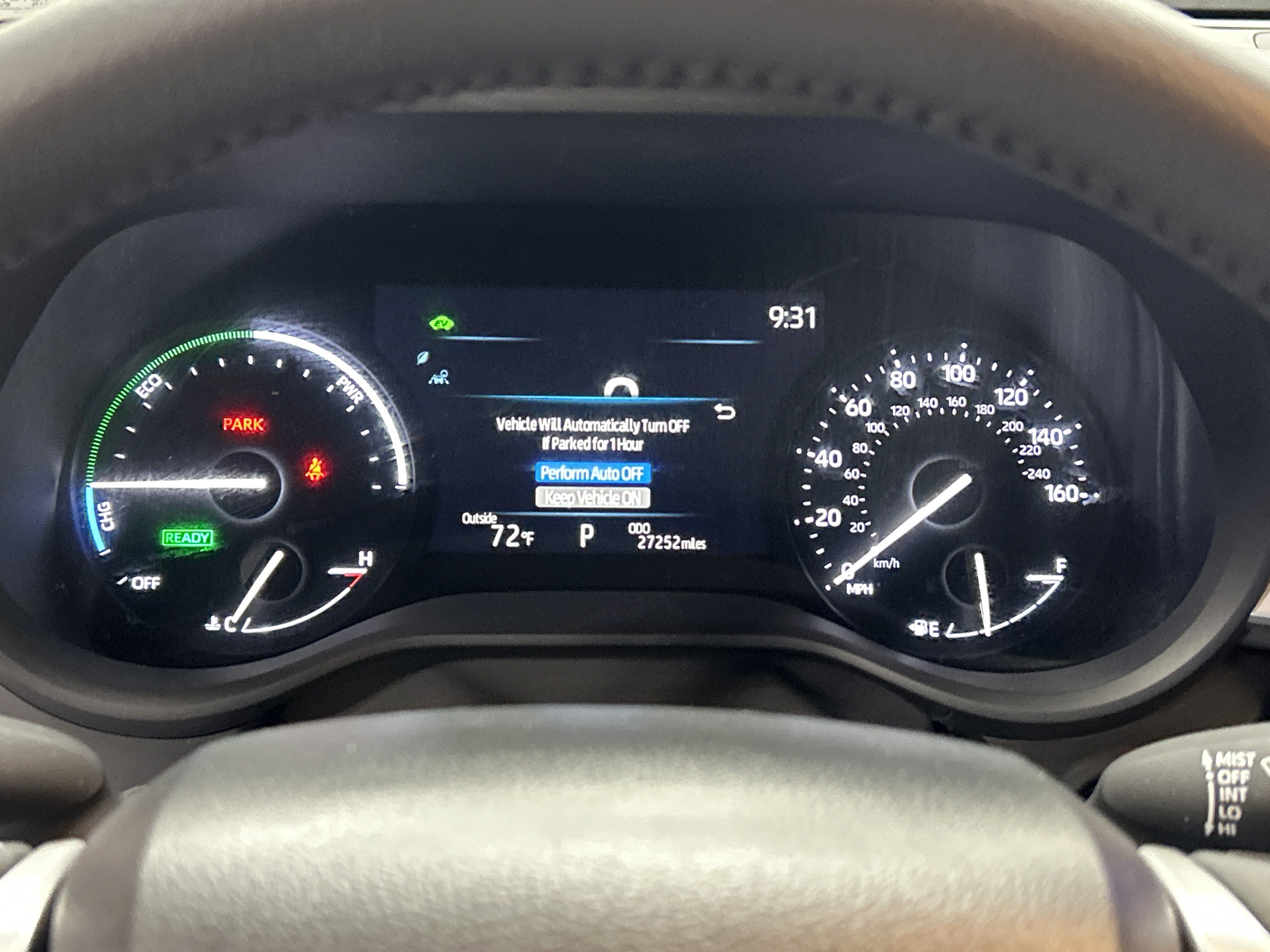 Certified 2025 Toyota Sienna XLE FWD image 21
