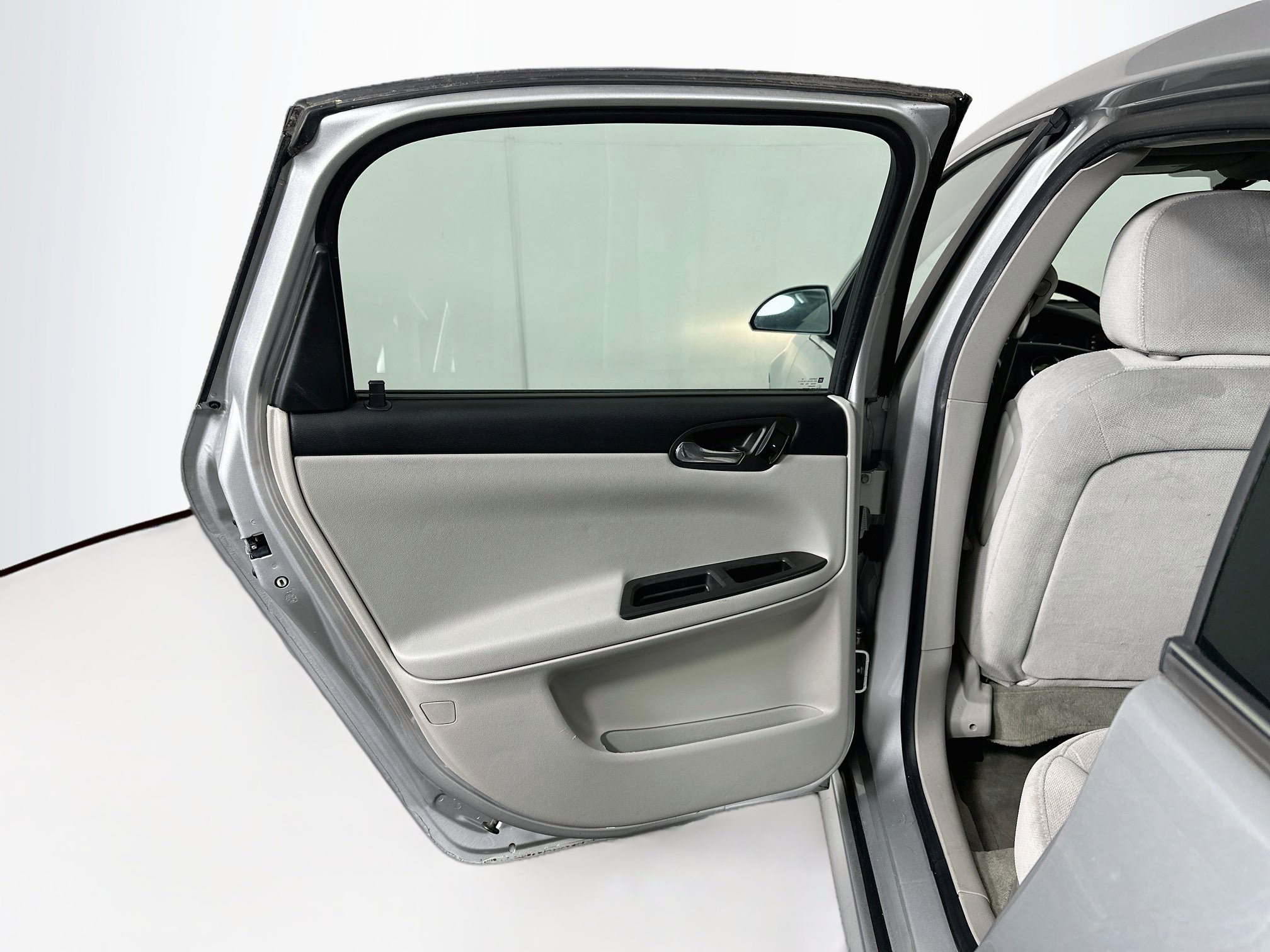 Used 2012 Chevrolet Impala LT w/ LT Sunroof Package FWD image 25