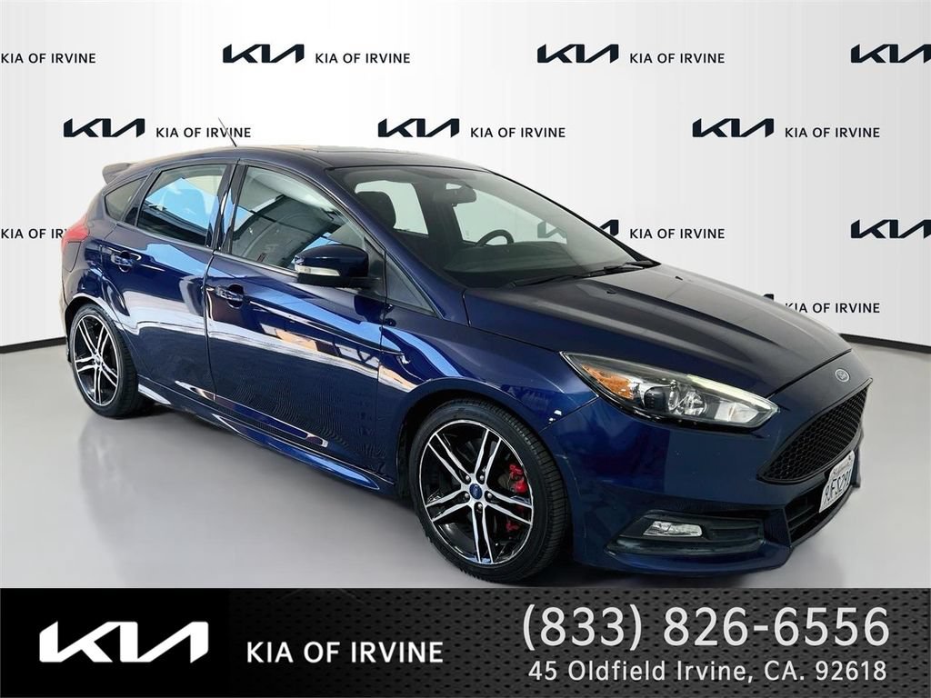 Used 2017 Ford Focus ST w/ Equipment Group 402A