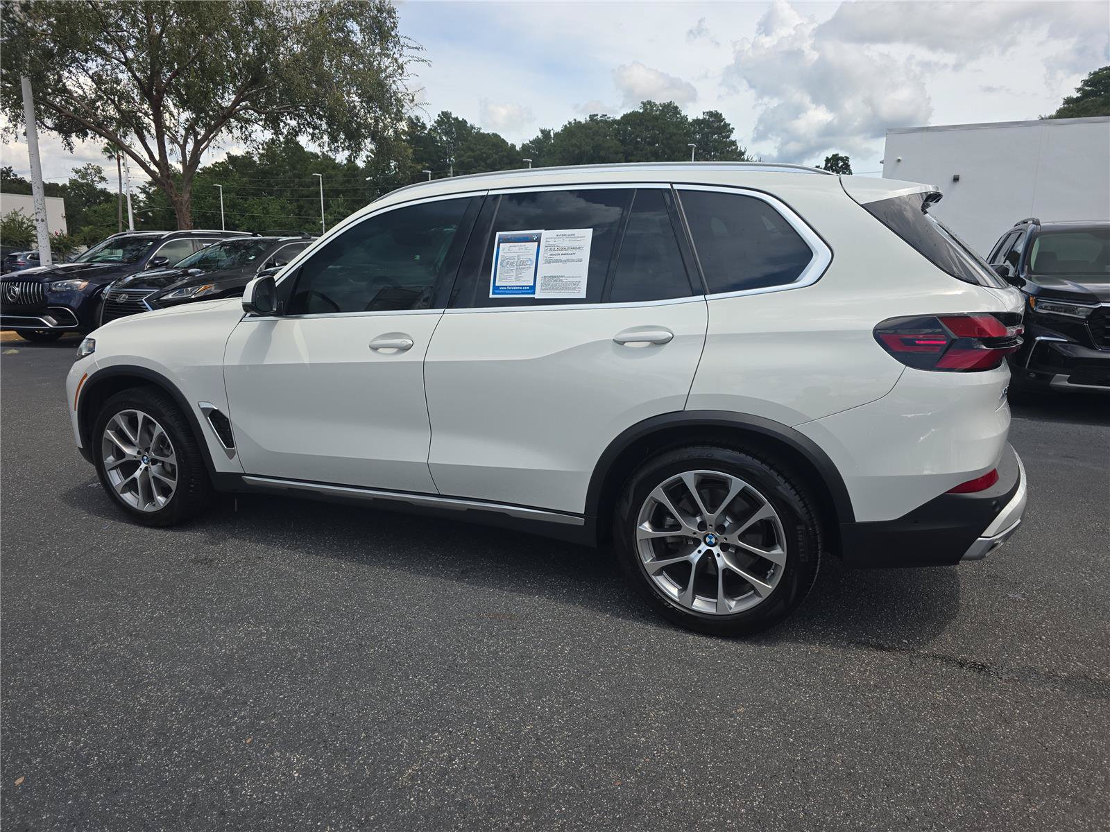 Certified 2024 BMW X5 sDrive40i w/ Parking Assistance Package RWD image 5