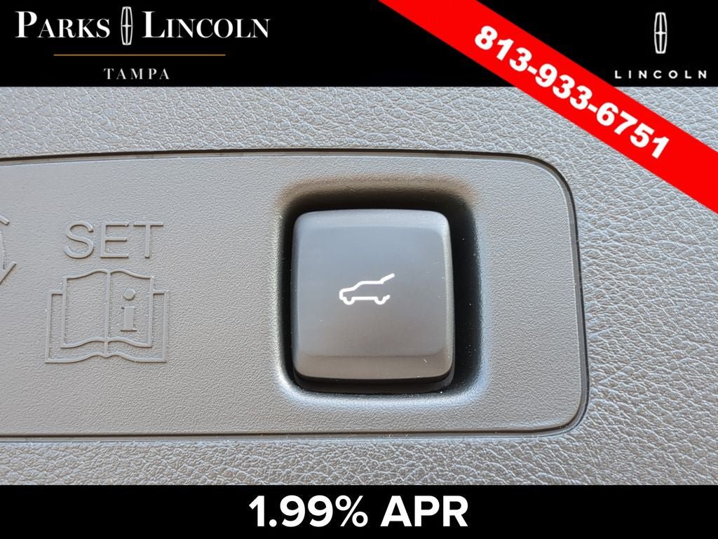 Certified 2022 Lincoln Corsair Reserve w/ Elements Package FWD image 9