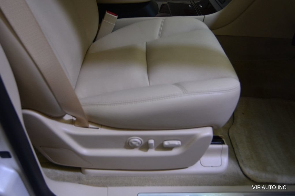 Used 2007 Cadillac Escalade AWD w/ Information Package image 22