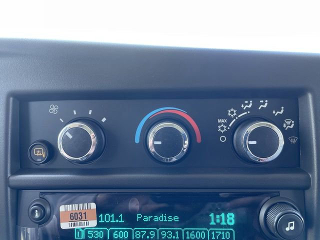 New 2026 Chevrolet Express 2500 w/ Driver Convenience Package RWD image 19