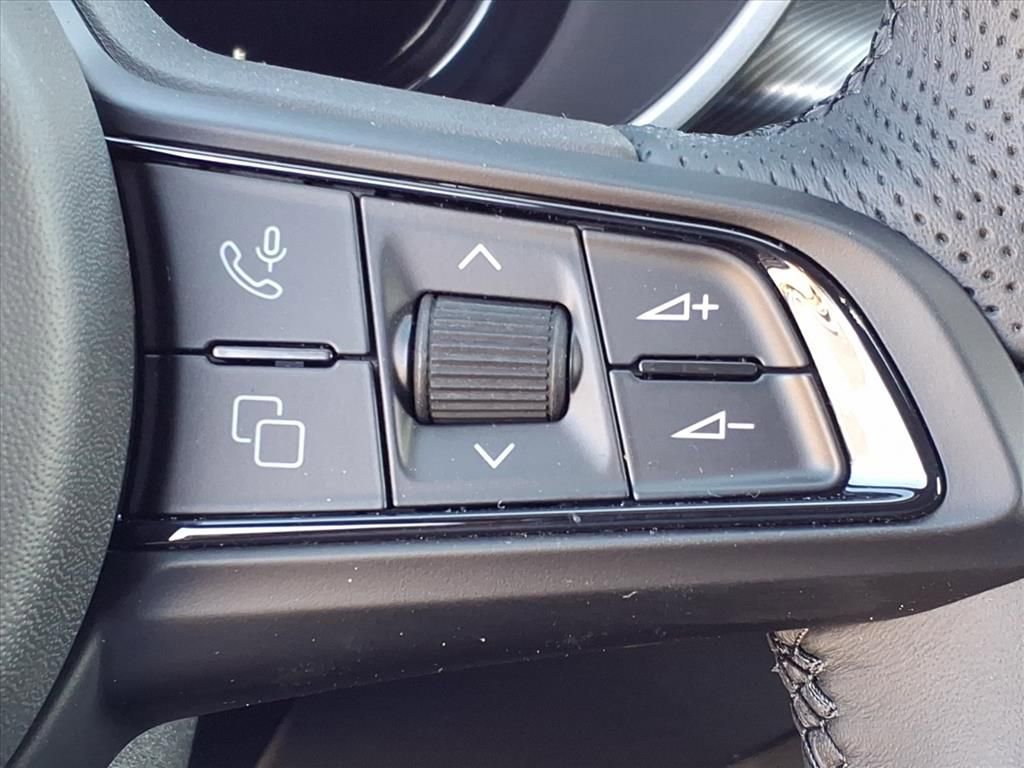 New 2026 Alfa Romeo Stelvio Sprint w/ Convenience Package image 20