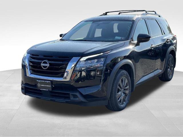 Certified 2023 Nissan Pathfinder SV image 2
