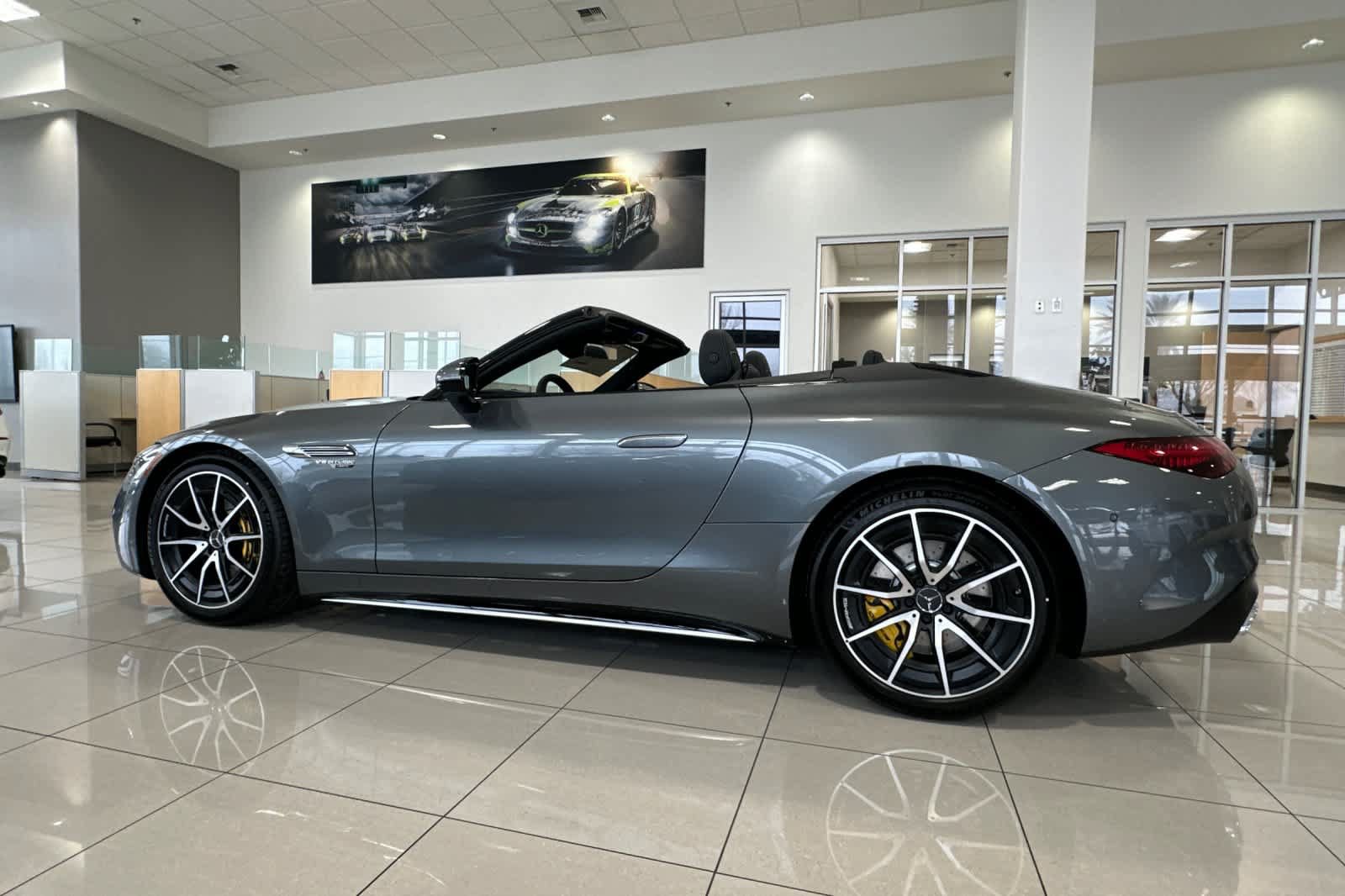 New 2026 Mercedes-Benz SL 63 AMG 4MATIC image 6