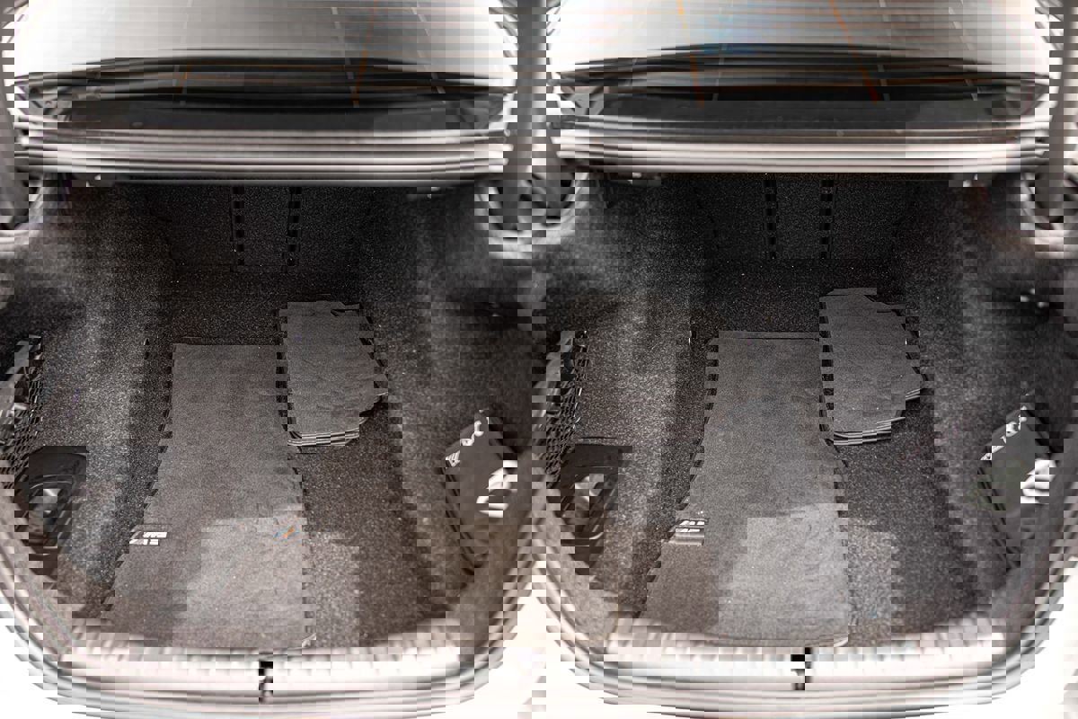 Used 2020 BMW M5 w/ Executive Package image 16