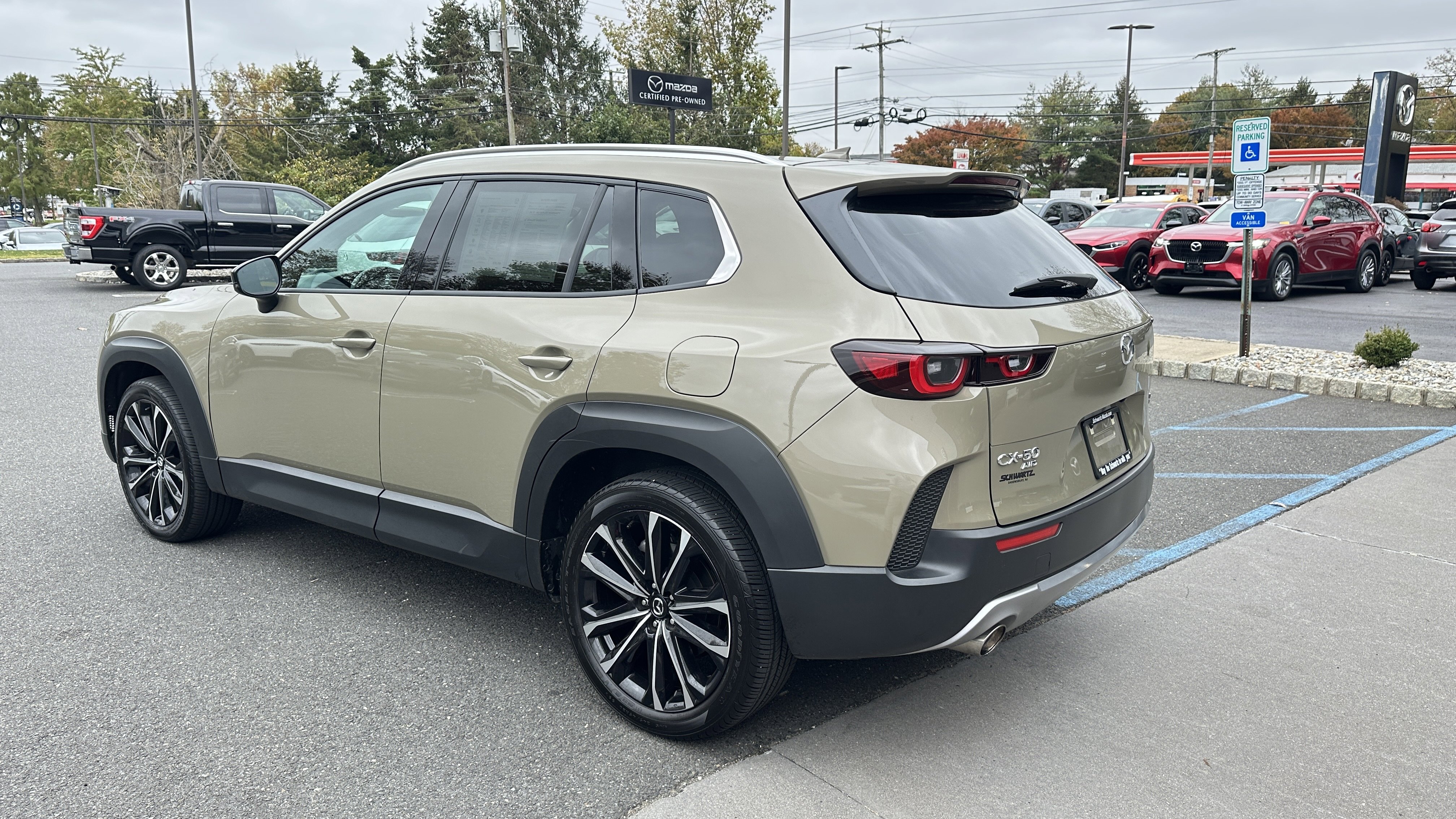 Certified 2025 MAZDA CX-50 AWD 2.5 Turbo w/ Premium Pkg image 5