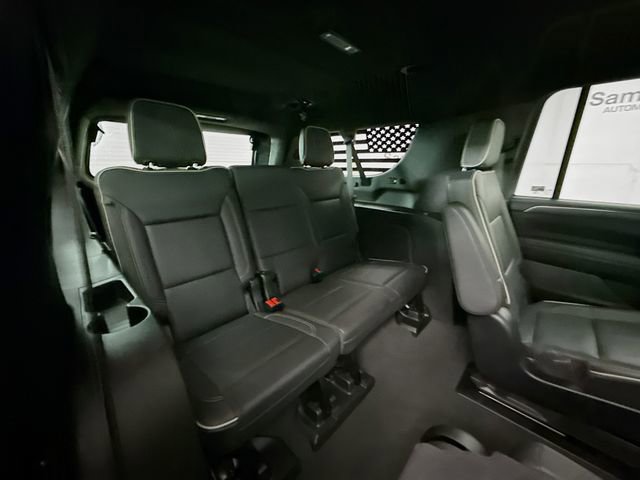 Used 2024 GMC Yukon XL SLT w/ SLT Luxury Package image 35