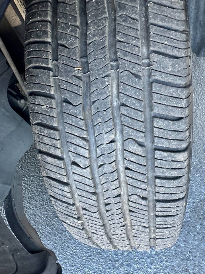 Used 2015 Volkswagen Golf S image 32