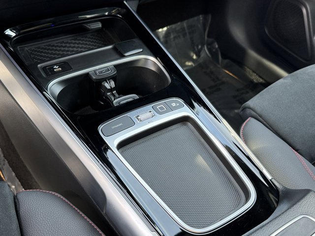 Used 2025 Mercedes-Benz GLB 250 image 20