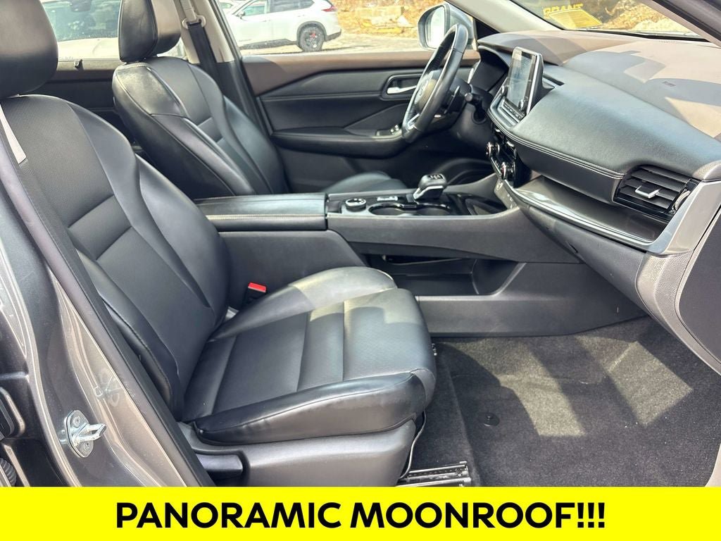 Used 2023 Nissan Rogue SV w/ SV Premium Package AWD/4WD image 16
