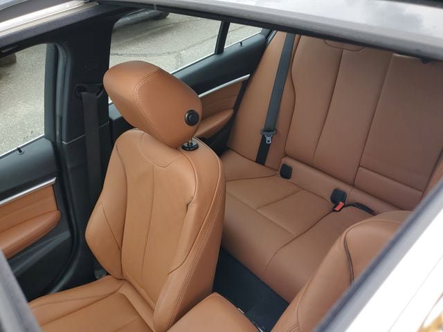Used 2017 BMW 330i Sedan RWD image 35