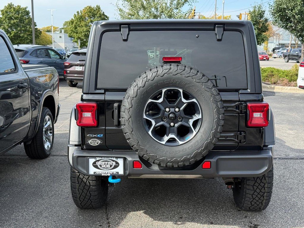 Used 2023 Jeep Wrangler Unlimited Rubicon 4xe w/ Cold Weather Group AWD/4WD image 4
