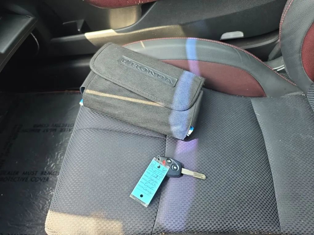 Used 2013 Honda CR-Z EX image 34