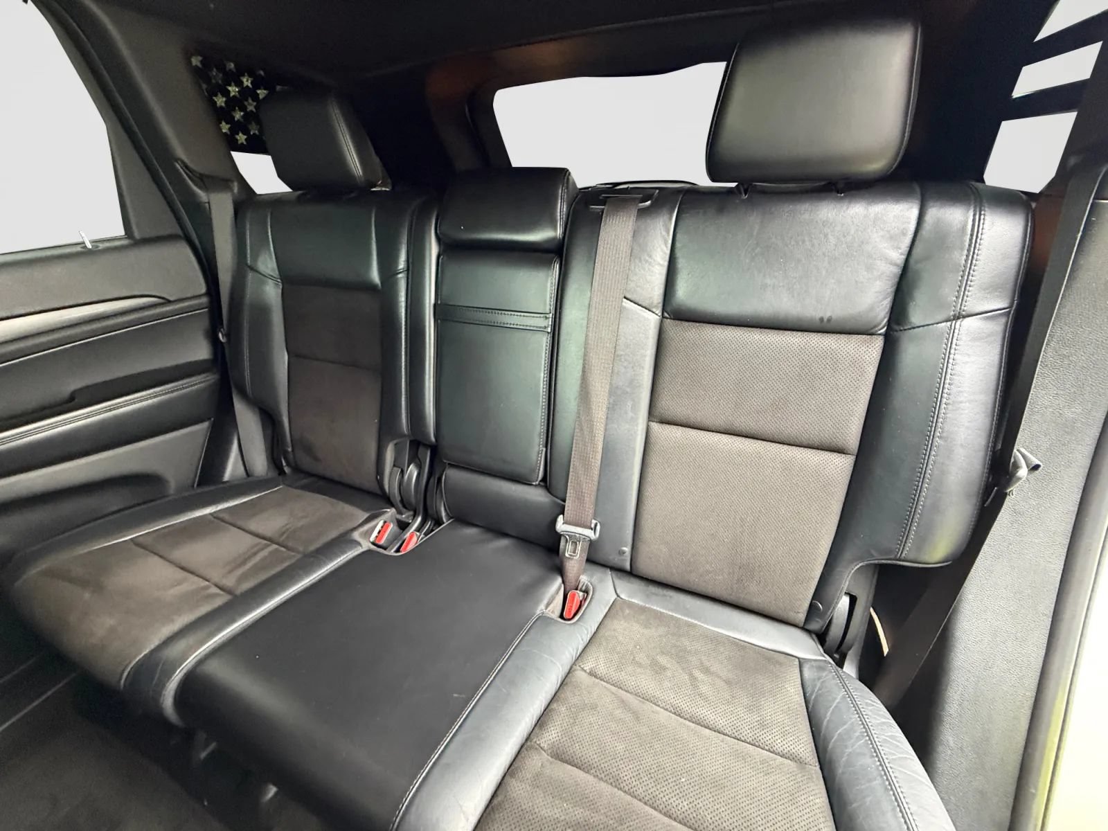Used 2019 Jeep Grand Cherokee Altitude AWD/4WD image 15