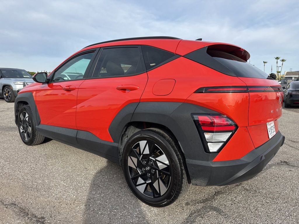 Used 2024 Hyundai Kona SEL FWD image 5