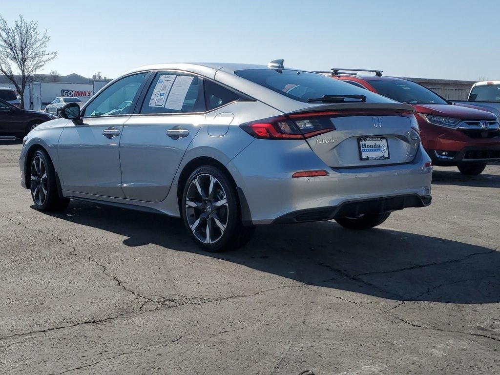Used 2025 Honda Civic Sport Touring image 5