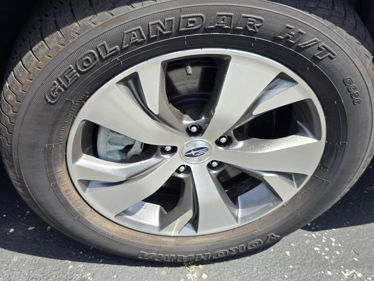 Used 2024 Subaru Ascent Premium w/ Convenience Package AWD/4WD image 23