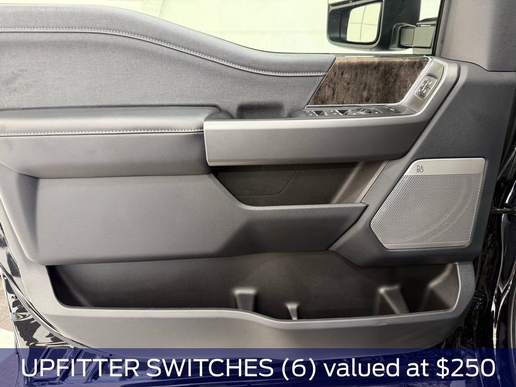 New 2026 Ford F250 Lariat w/ Black Appearance Package image 13