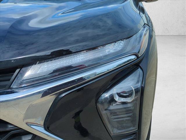 Used 2025 Chevrolet Trax LS w/ LS Convenience Package FWD image 9