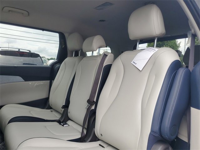 New 2026 Kia Carnival EX image 10