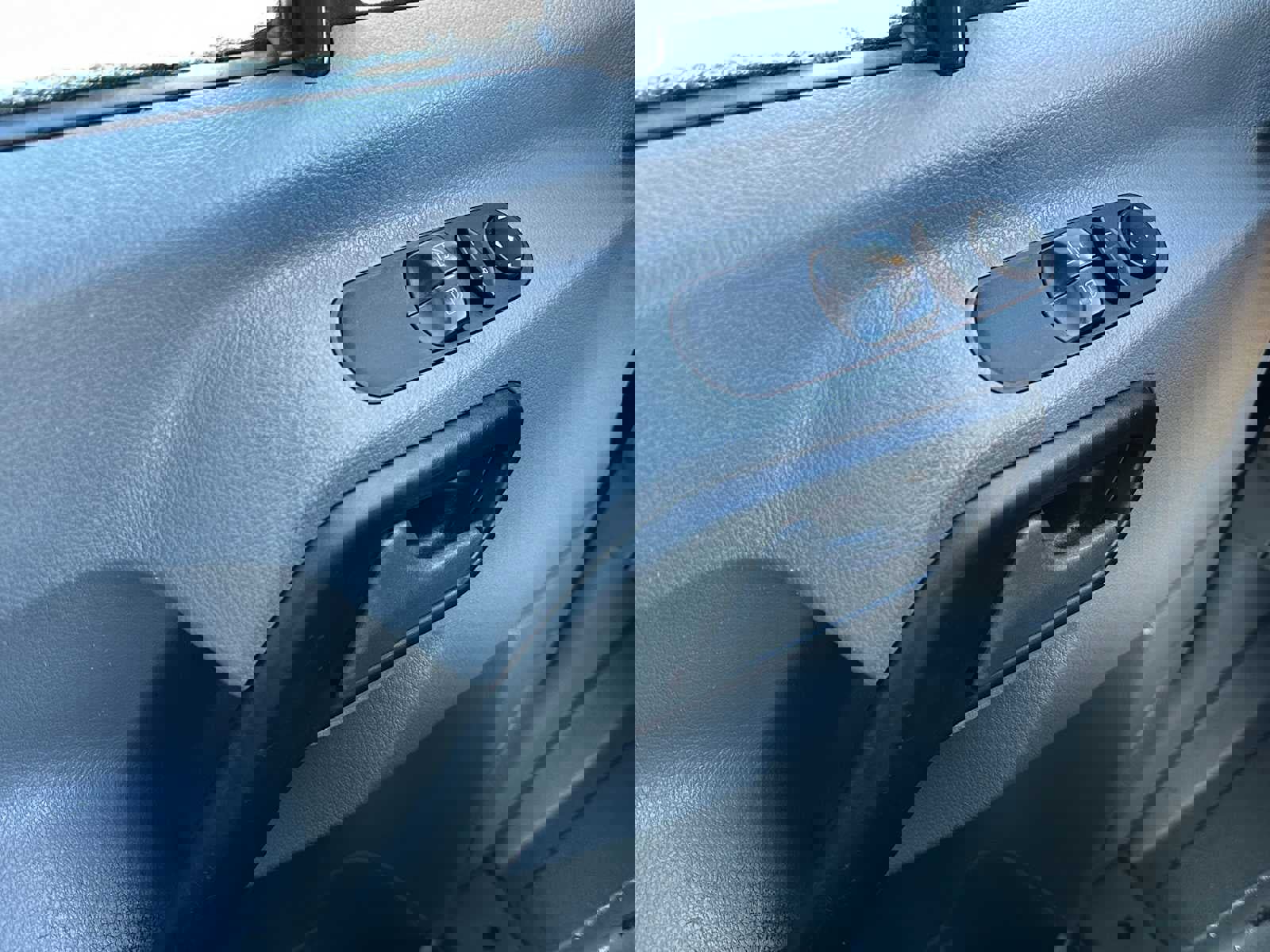 Used 2016 Freightliner Sprinter 2500 image 35