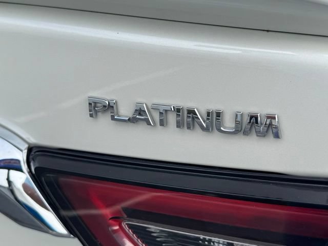 Used 2023 Nissan Maxima Platinum w/ Sport Mat Group FWD image 7