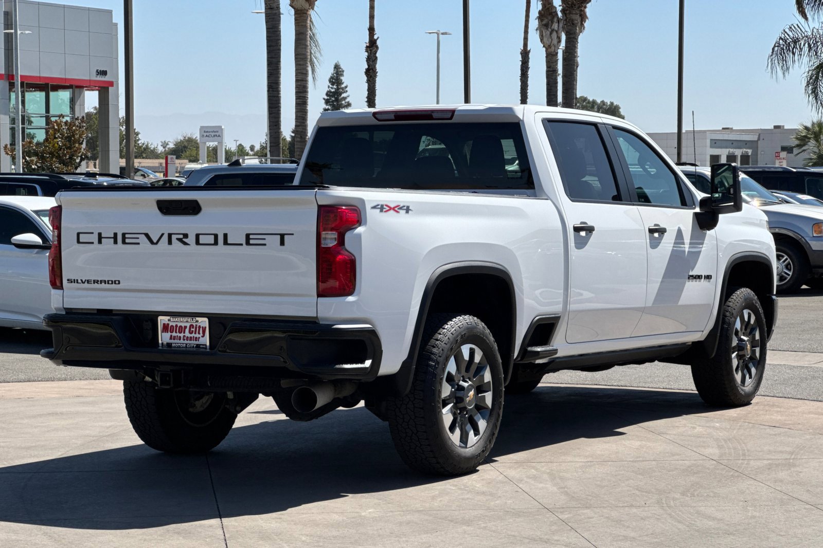 Used 2024 Chevrolet Silverado 2500 Custom w/ Custom Value Package AWD/4WD image 4
