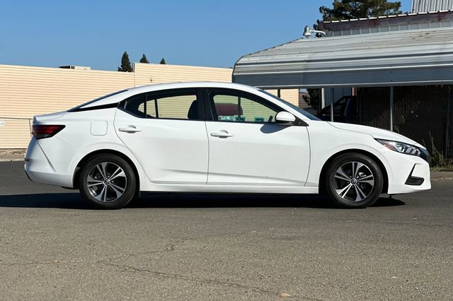 Used 2023 Nissan Sentra SV image 3