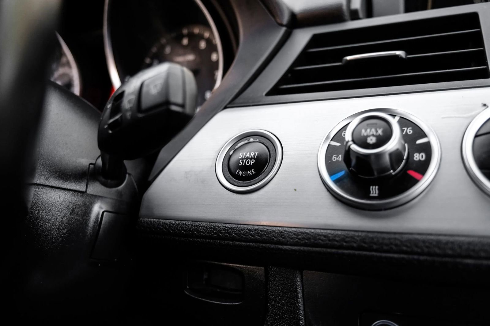 Used 2012 BMW Z4 sDrive28i image 22