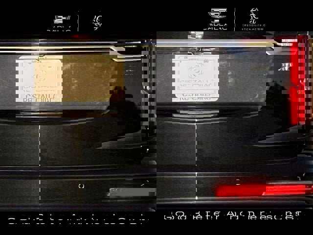 Used 2025 Cadillac XT6 Premium Luxury w/ Technology Package image 7