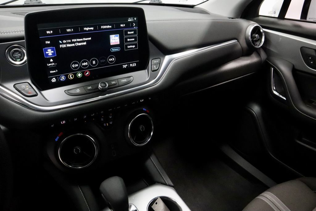 Used 2025 Chevrolet Blazer LT AWD/4WD image 31