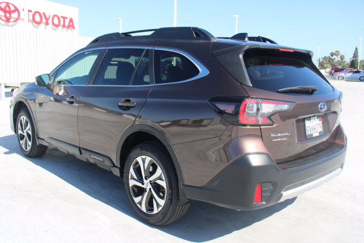 Used 2021 Subaru Outback Limited XT AWD/4WD image 5