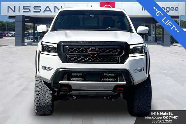 Used 2024 Nissan Frontier PRO-4X w/ Technology Package AWD/4WD image 2