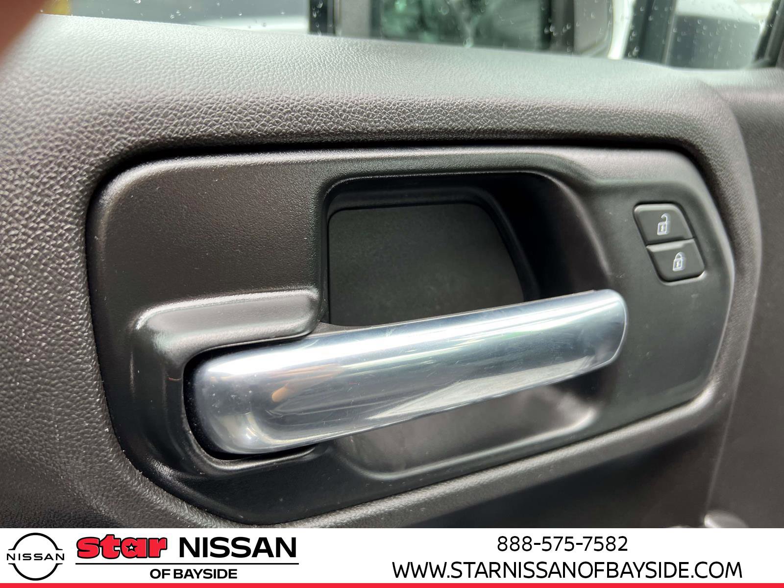 Used 2020 Chevrolet Silverado 1500 Custom w/ Custom Max Trailering Package image 16