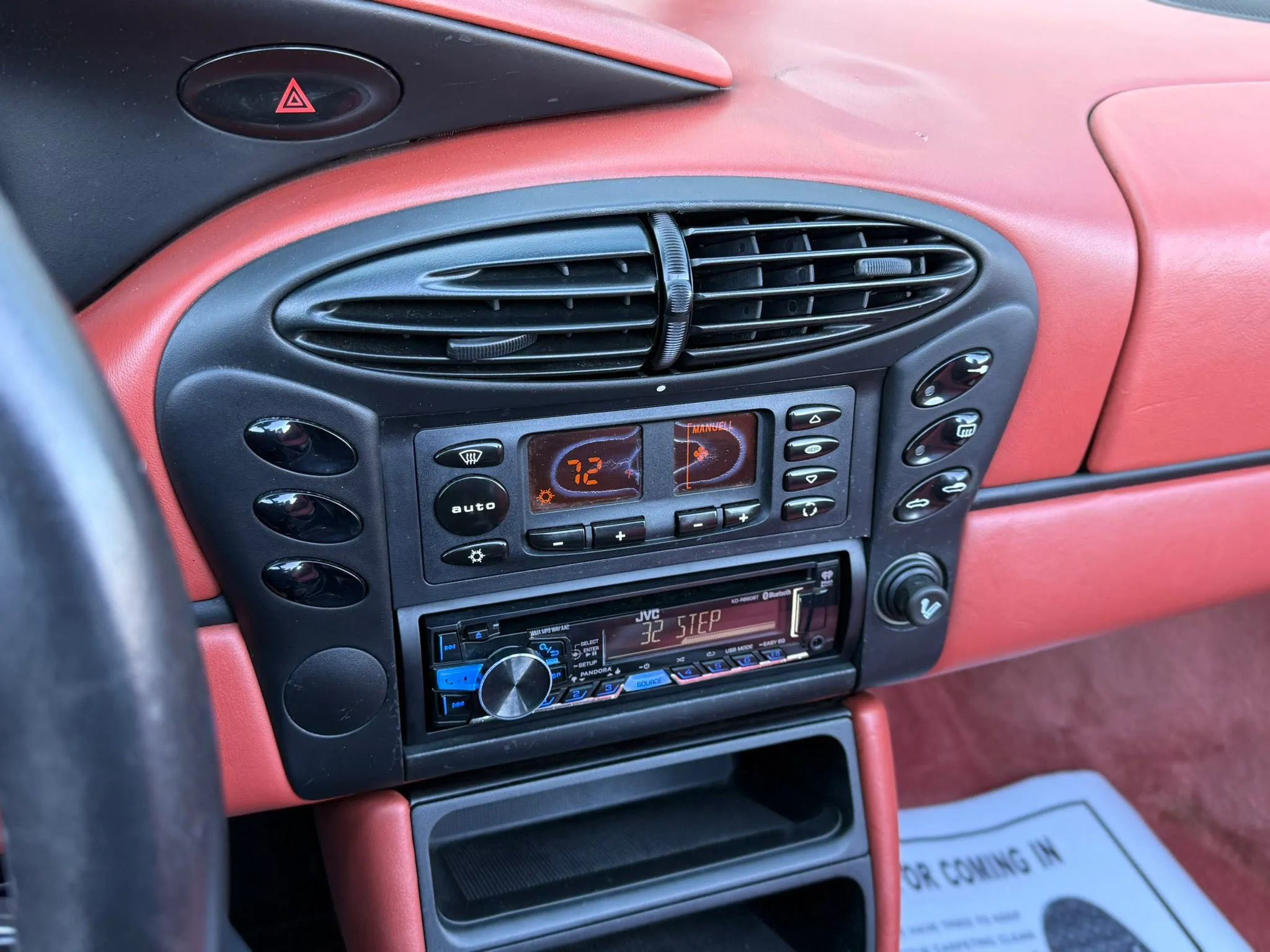 Used 2000 Porsche Boxster image 26