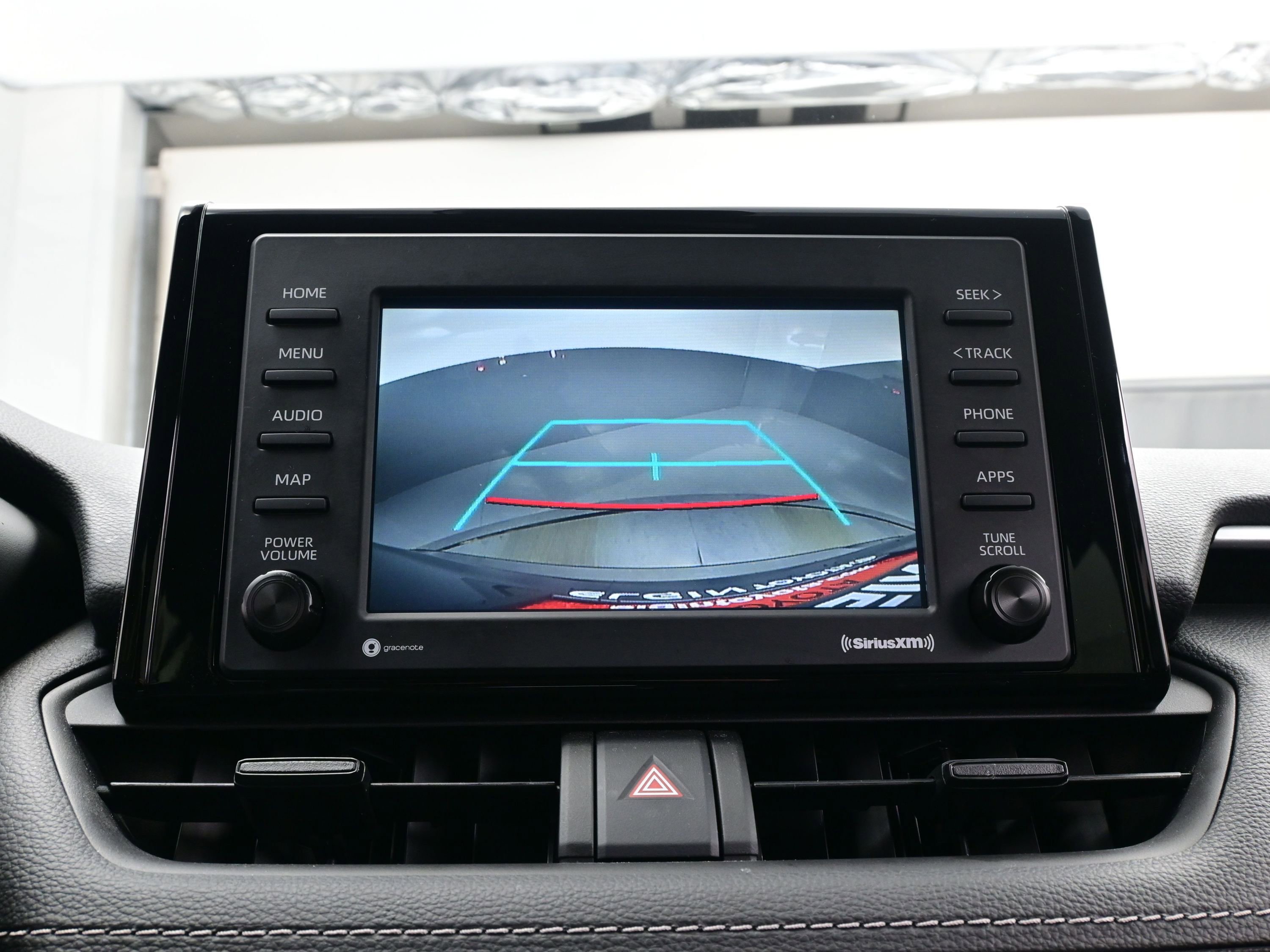 Used 2022 Toyota RAV4 XLE image 17