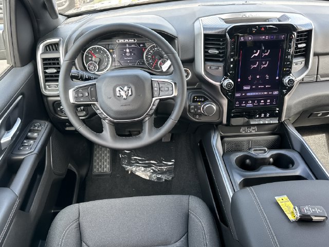 New 2027 RAM 1500 4x4 Crew Cab image 17