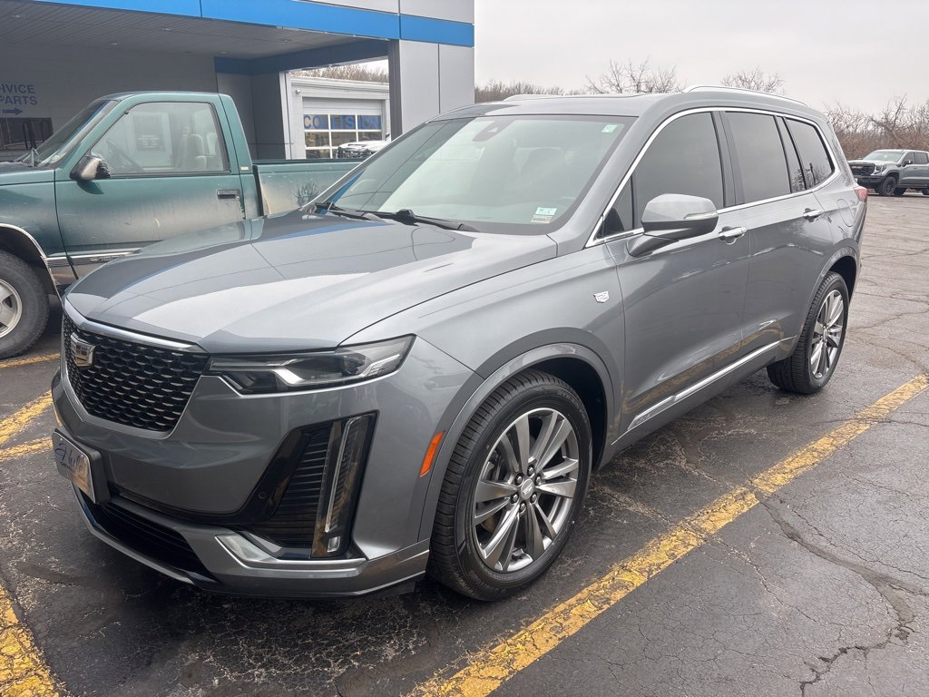 Used 2020 Cadillac XT6 Premium Luxury image 1