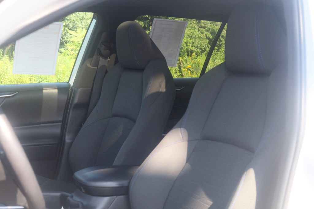 Certified 2022 Toyota RAV4 SE w/ Convenience Package AWD/4WD image 29