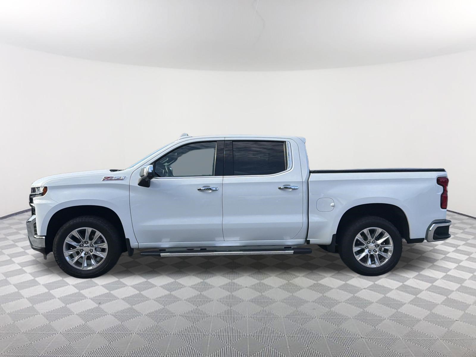Certified 2020 Chevrolet Silverado 1500 LTZ AWD/4WD image 2