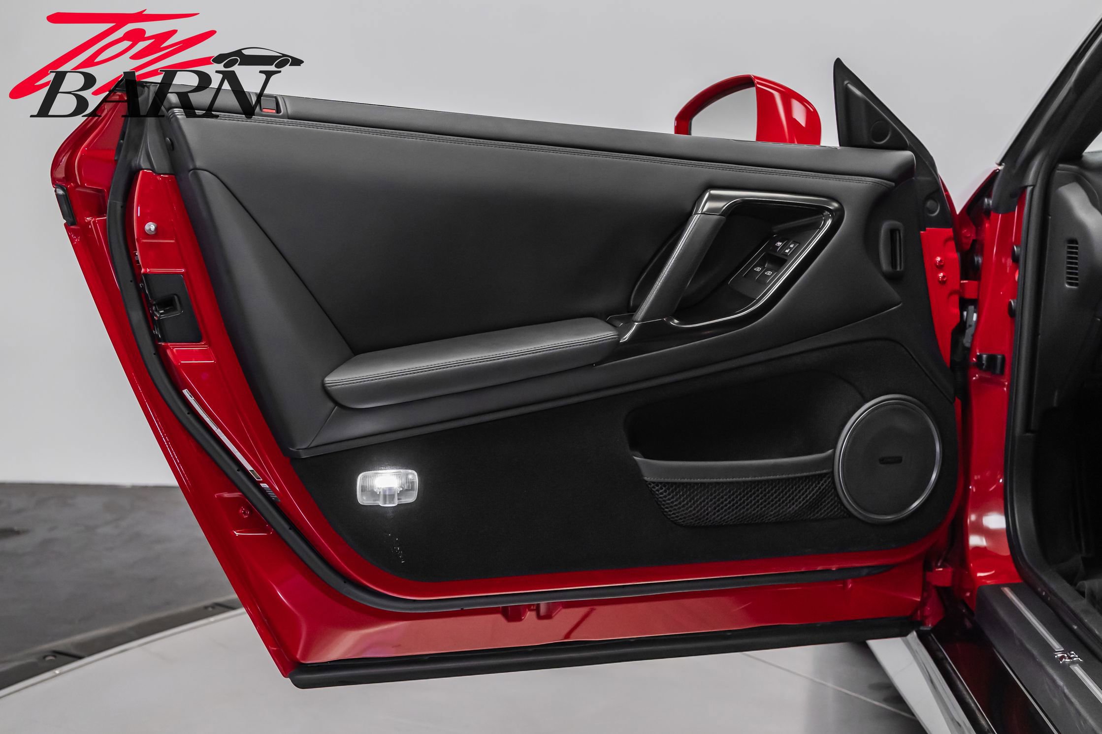 Used 2018 Nissan GT-R Premium image 20