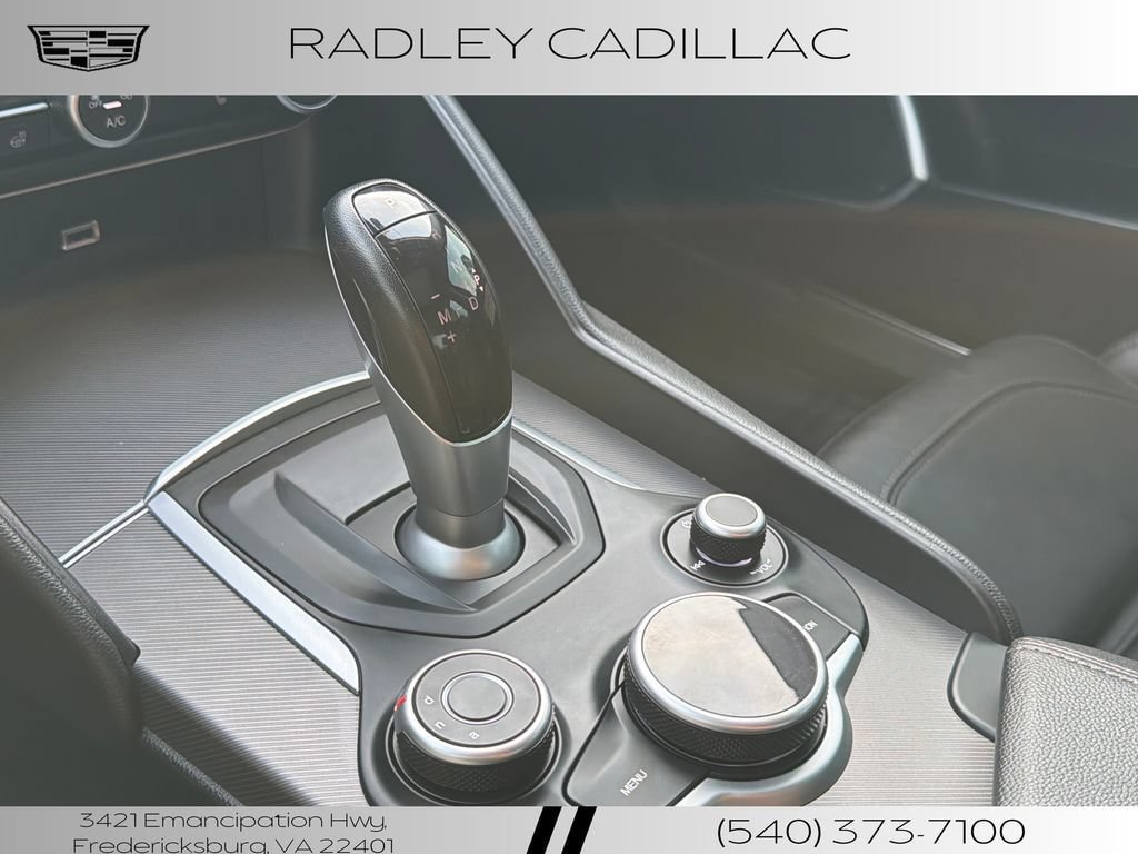 Used 2019 Alfa Romeo Giulia Ti Sport w/ Quick Order Package 22S Sport AWD/4WD image 8