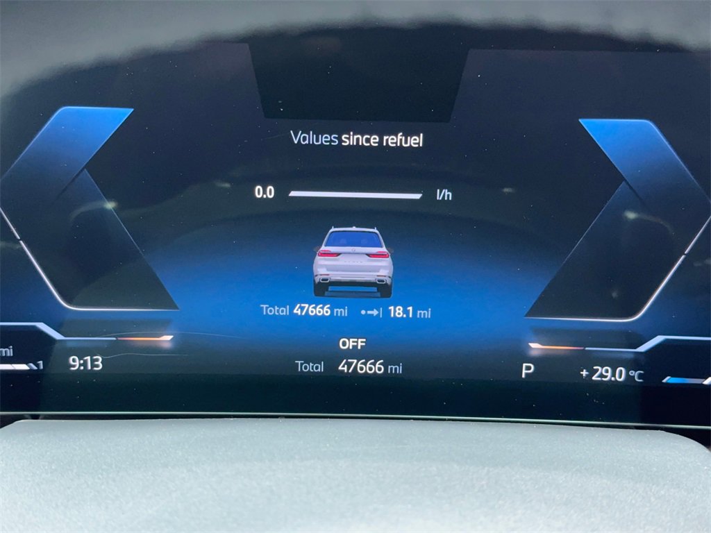 Used 2024 BMW X7 xDrive40i image 23