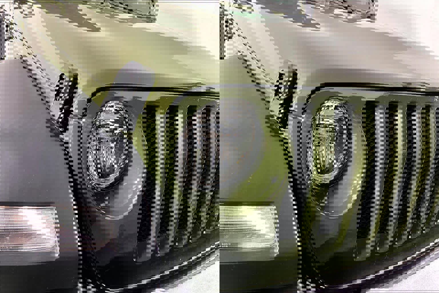 Used 2022 Jeep Wrangler Unlimited Sport image 25